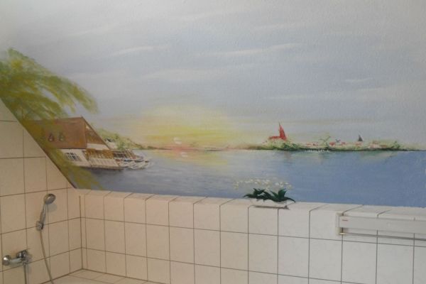 badezimmer-2-20150914-1850828722E8B90529-7CB3-A1A2-3911-026F9E613E86.jpg