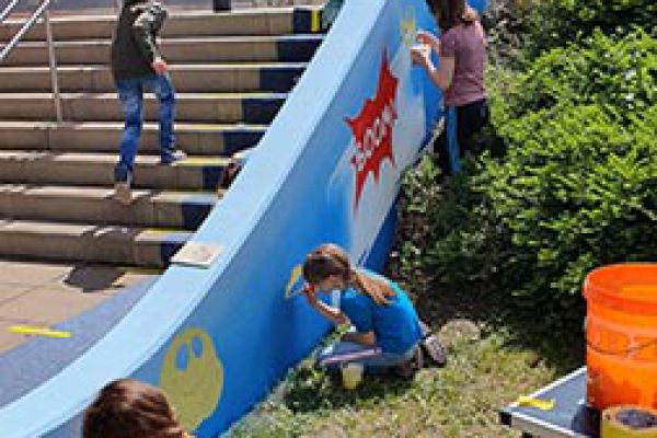 projekt-mit-kinder-im-warener-hort-6-20200615-1295416950c0a4dc10-1f9e-6431-701d-eac2fc02ad8641E02793-4514-8830-9D26-B5EC8CA04C2F.jpg